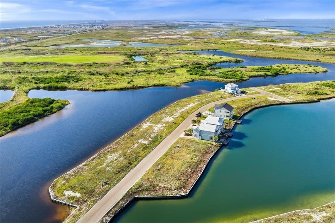 0.13 acres in Nueces County - photo 5