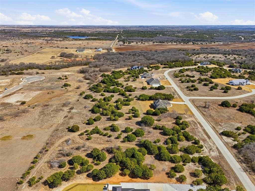 2.01 acres in Hood County gallery image 2