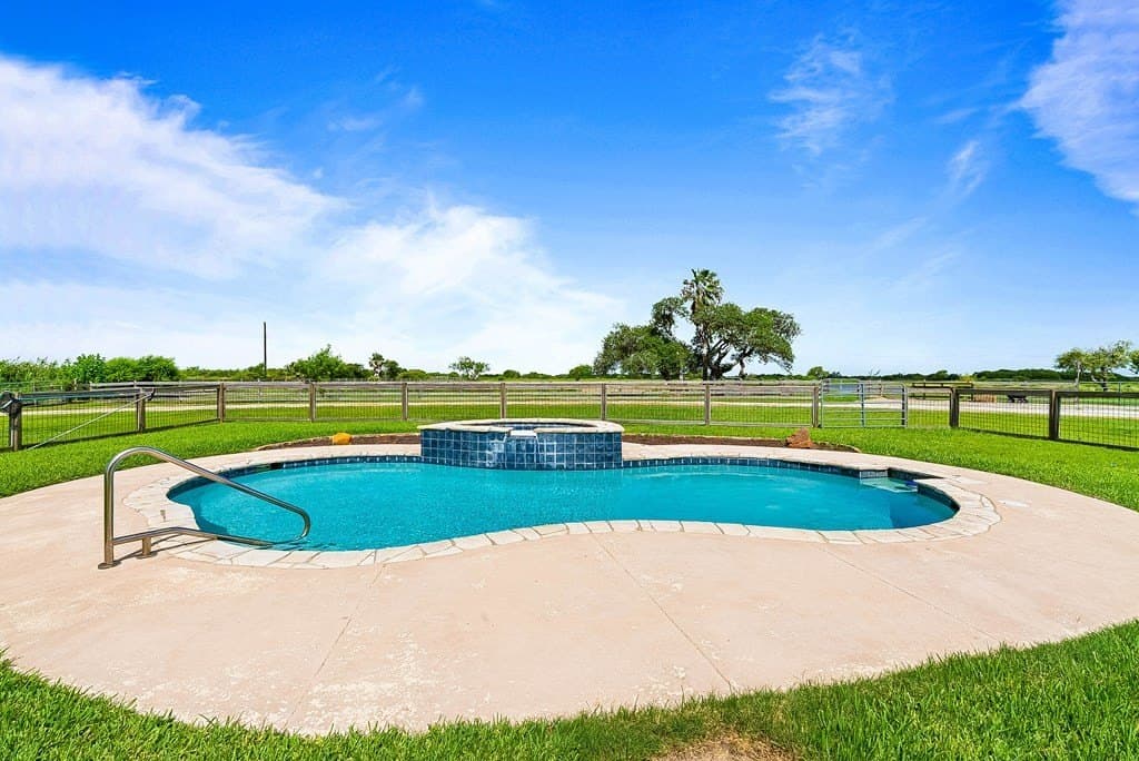 12.92 acres in Texas County - photo 36