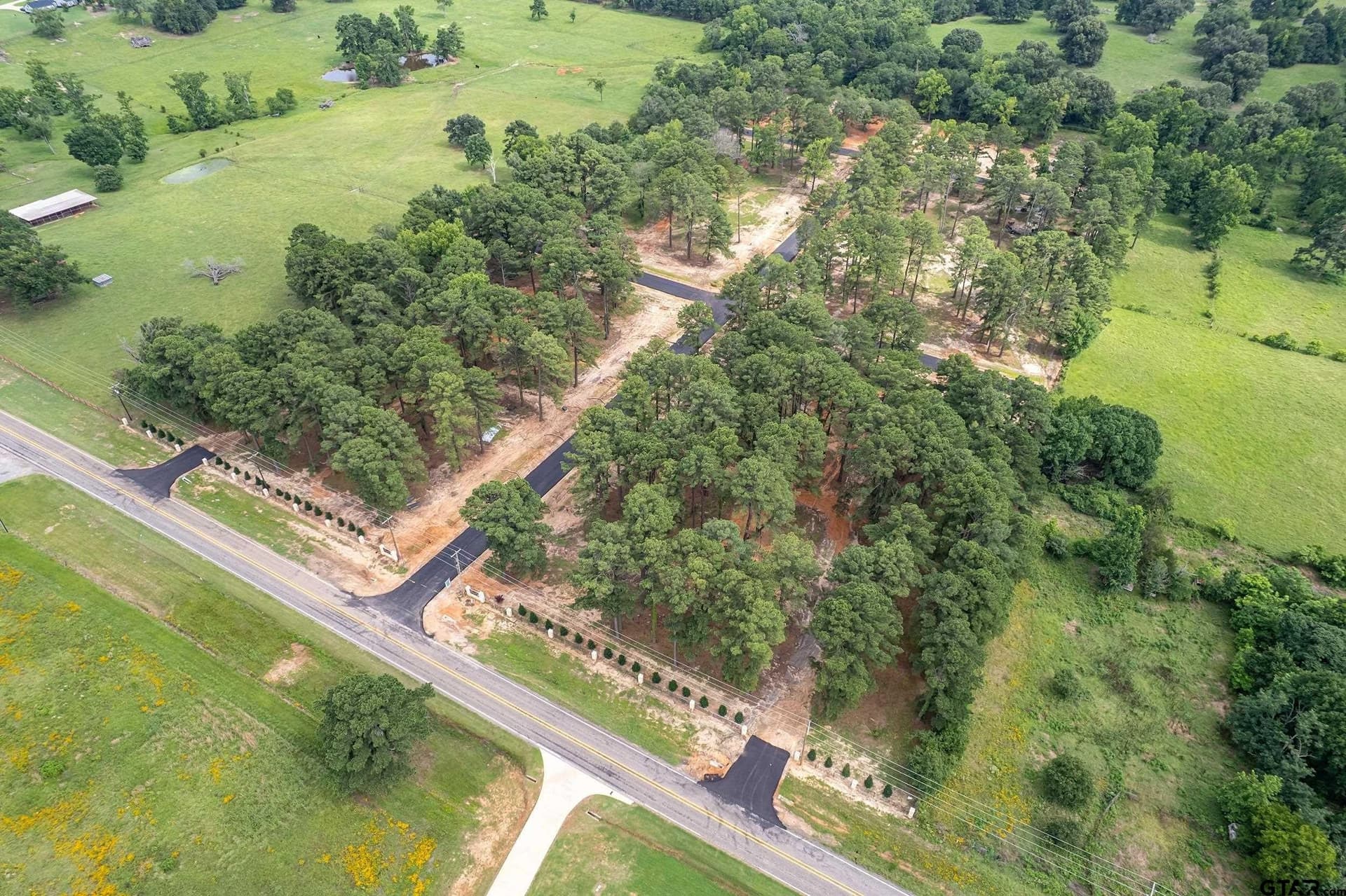 0.36 acres in Smith County - photo 3