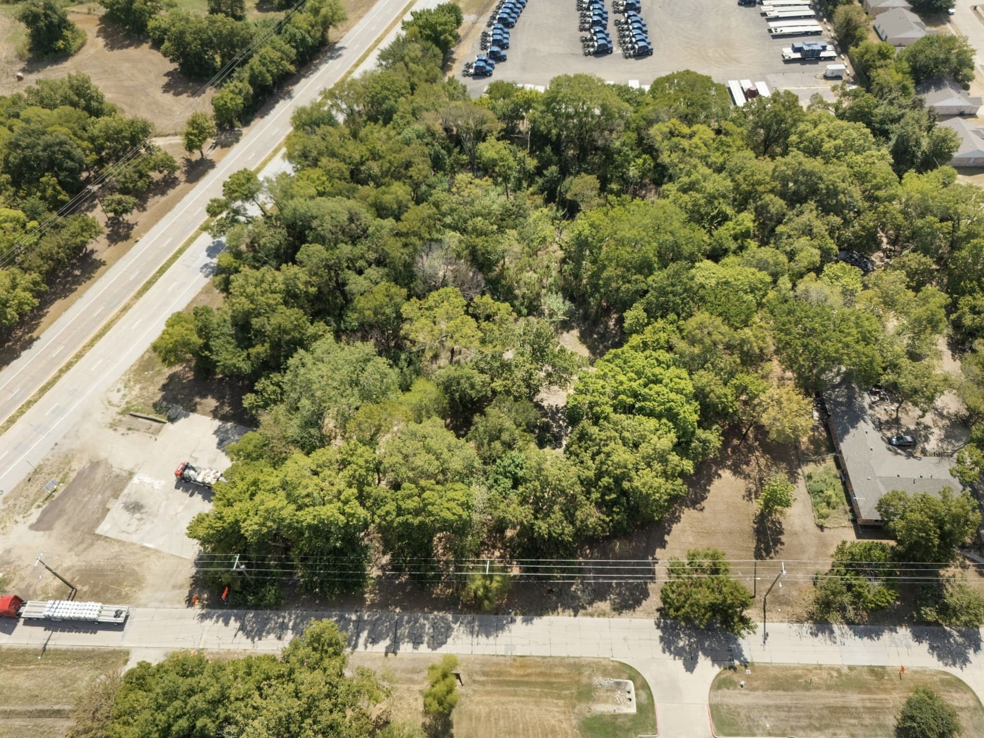 1.99 acres in Ellis County - photo 3