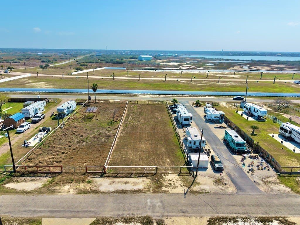 0.25 acres in Aransas County - photo 5