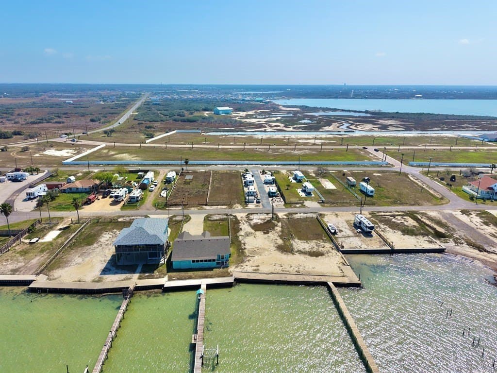0.25 acres in Aransas County - photo 4