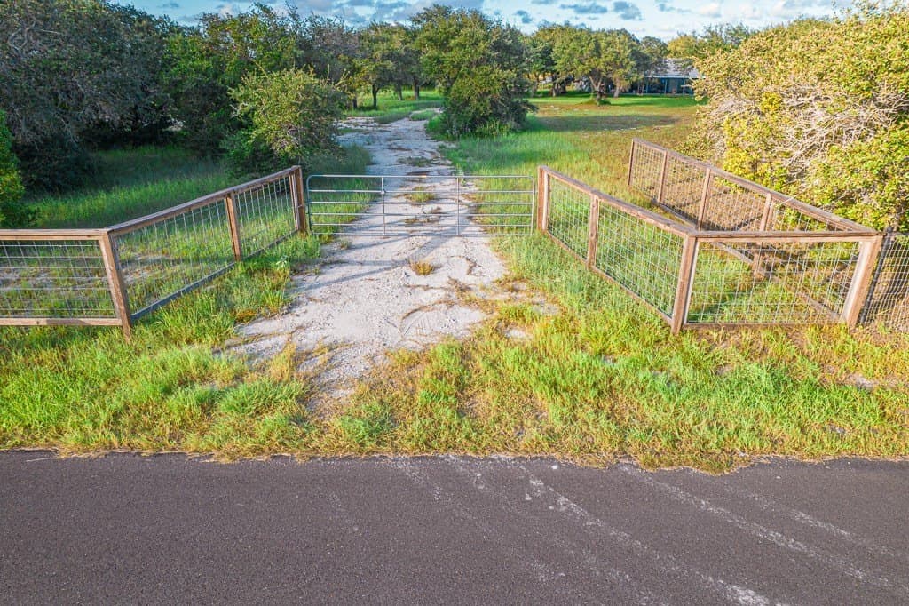 2.25 acres in San Patricio County gallery image 4