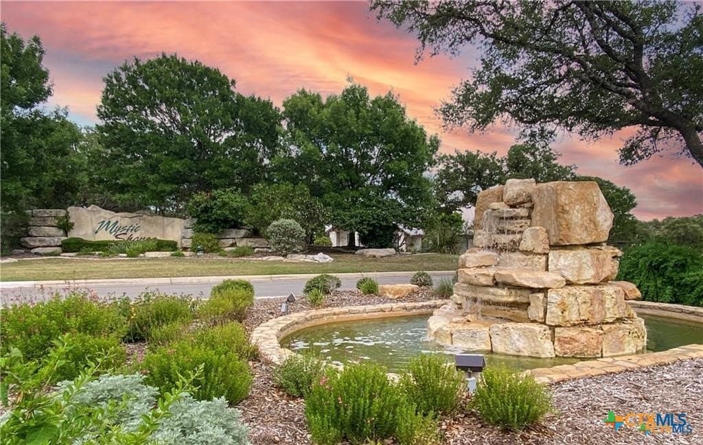 2.06 acres in Comal County