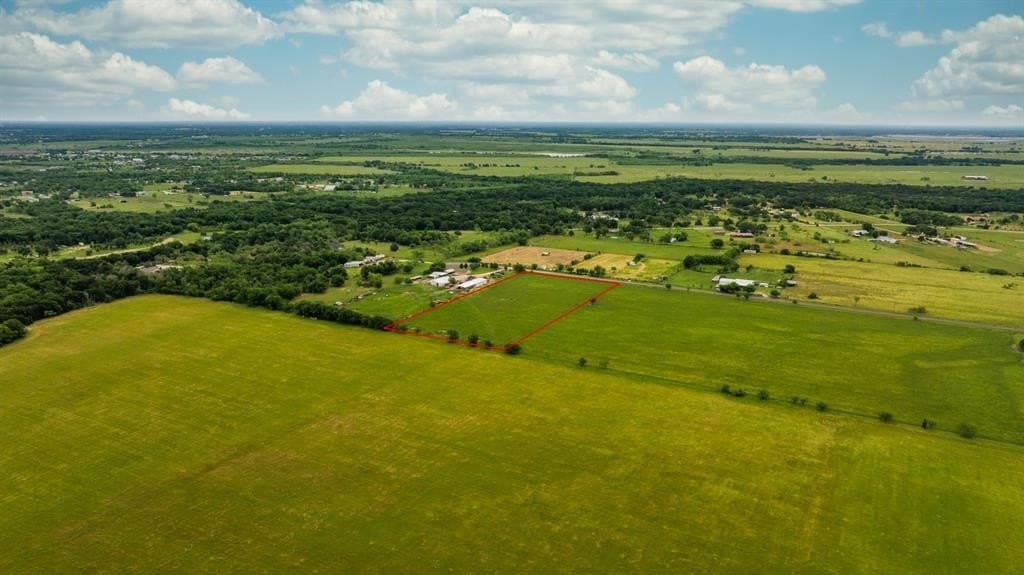5 acres in Kaufman County