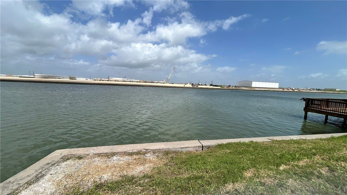 0.16 acres in Nueces County - photo 8