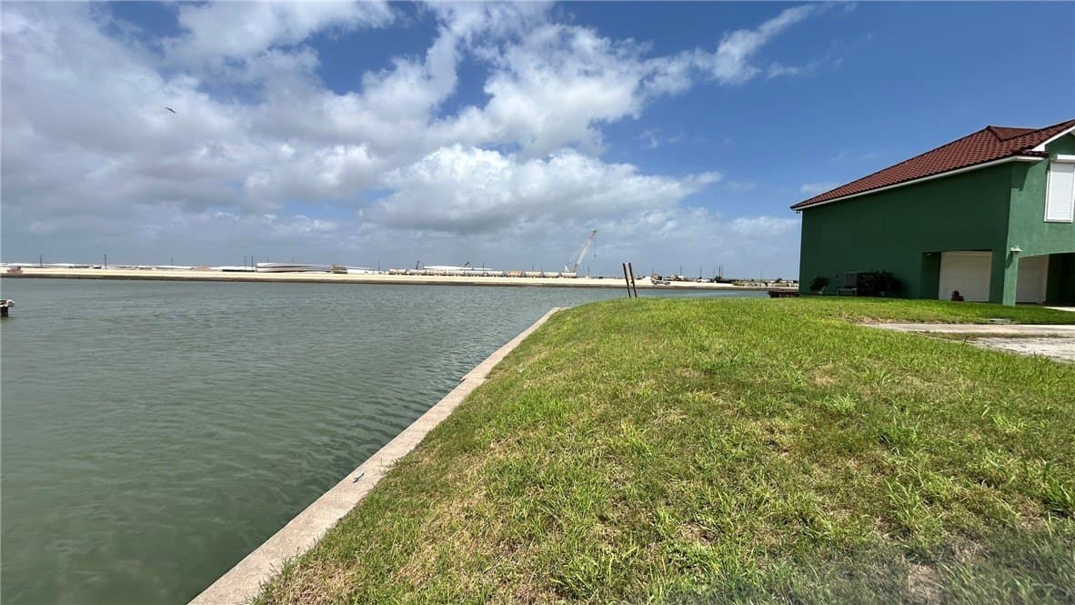 0.16 acres in Nueces County - photo 9