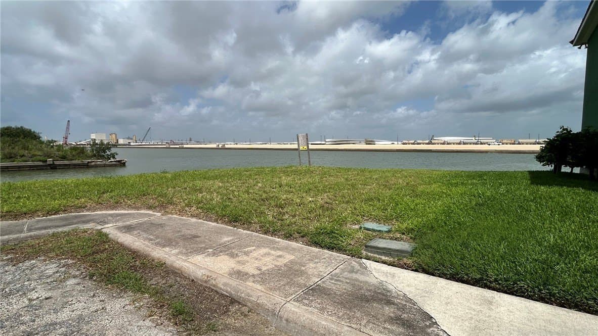 0.16 acres in Nueces County - photo 11