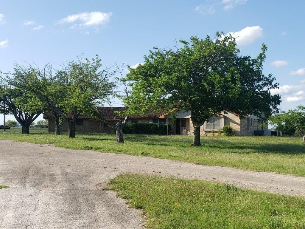 2,819.4 acres in Lampasas County gallery image 4