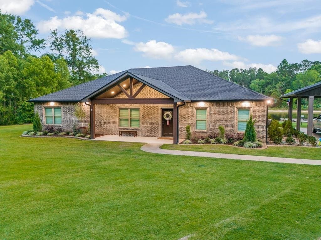 16.65 acres in Gregg County - photo 4