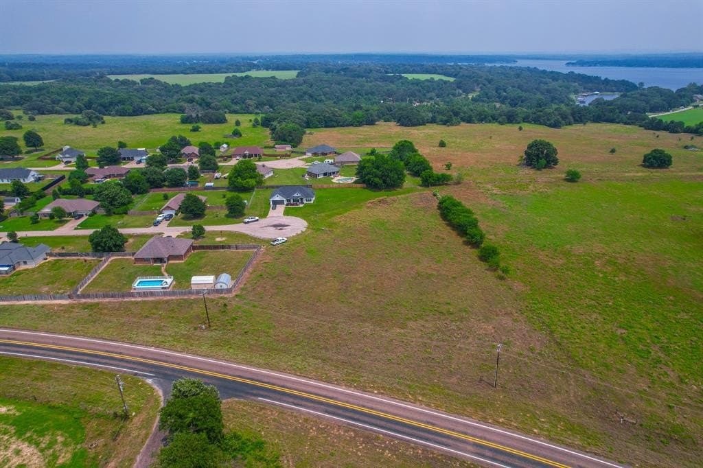 0.74 acres in Henderson County gallery image 2