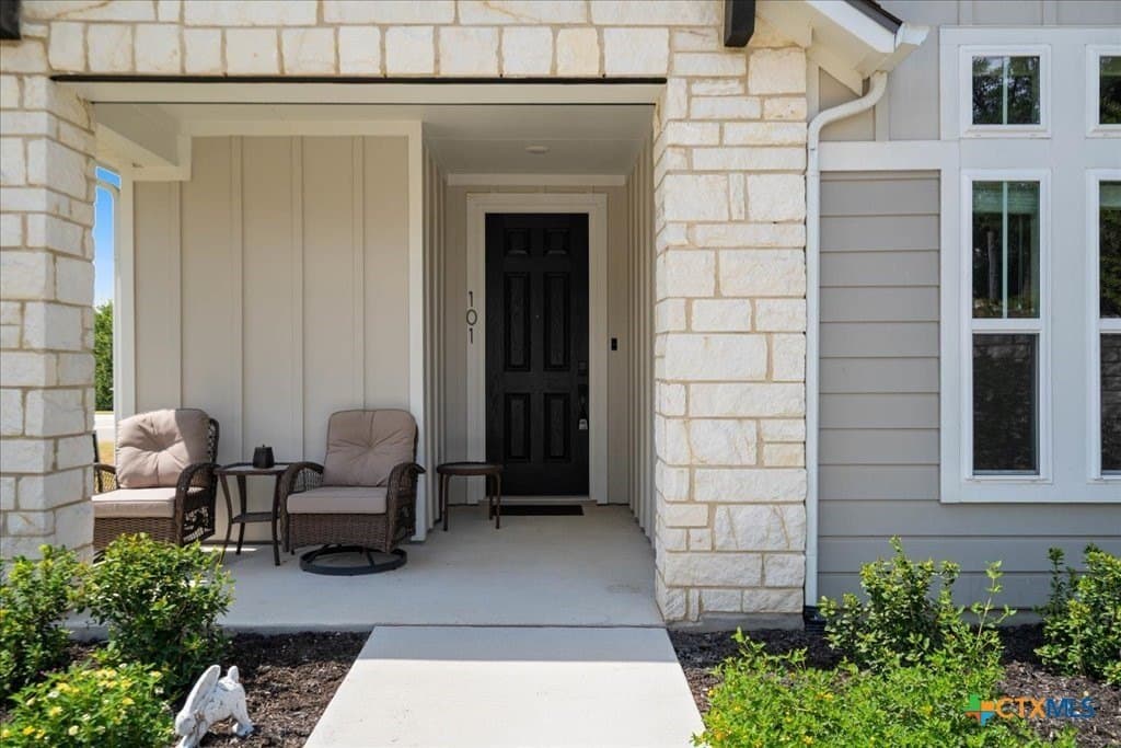 13.95 acres in Hays County gallery image 3