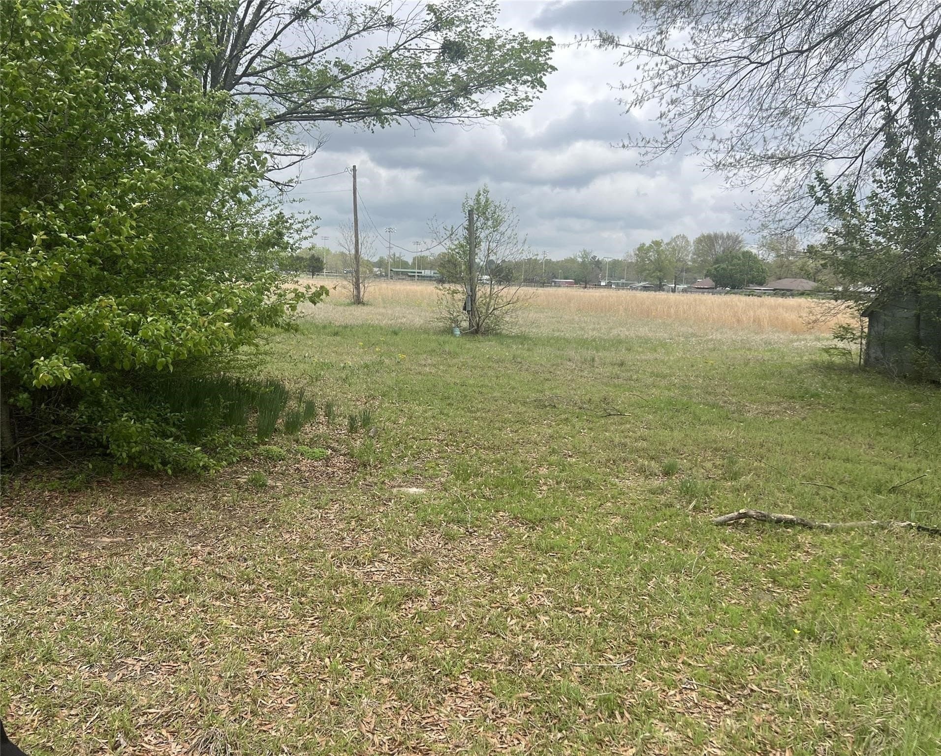 9.9 acres in Bowie County