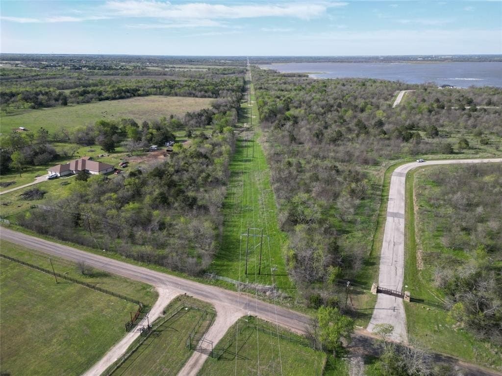 2.63 acres in Kaufman County gallery image 4