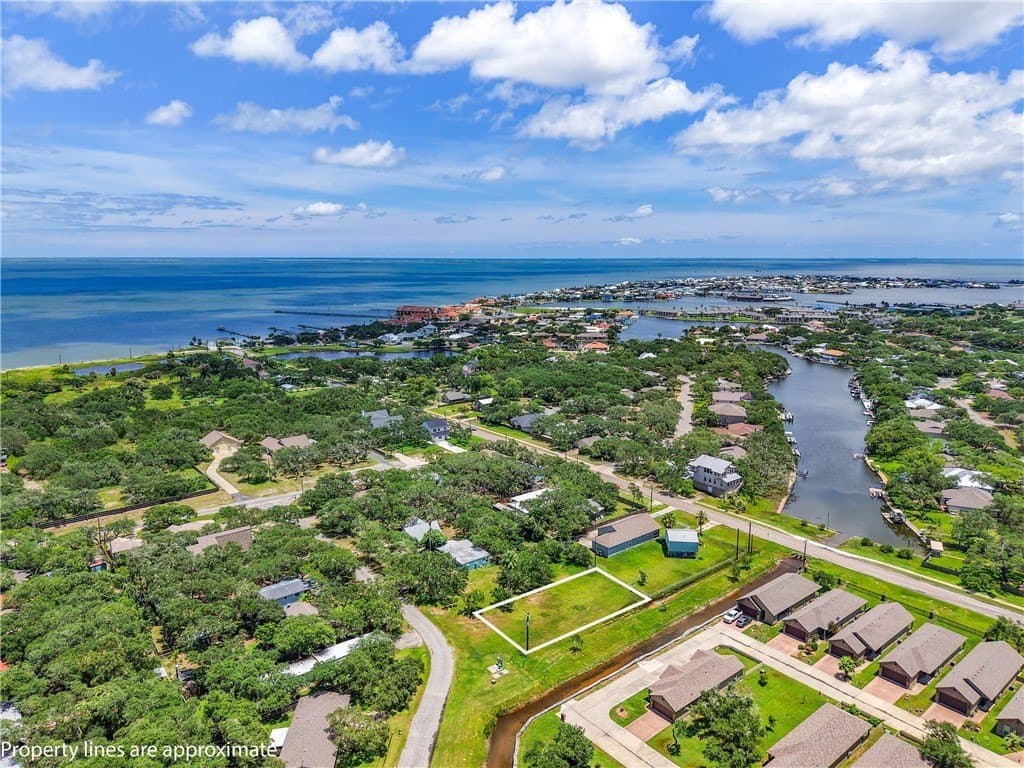 0.23 acres in Aransas County - photo 2