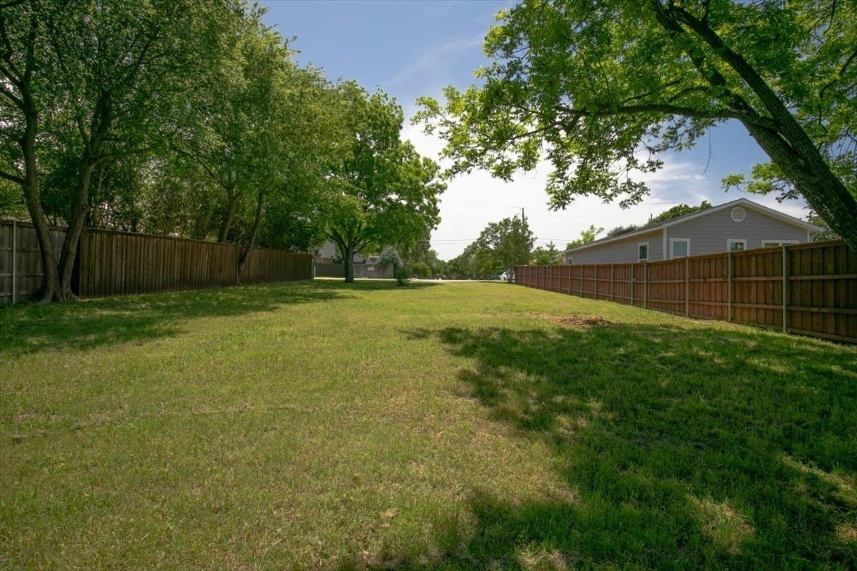0.75 acres in Tarrant County - photo 11
