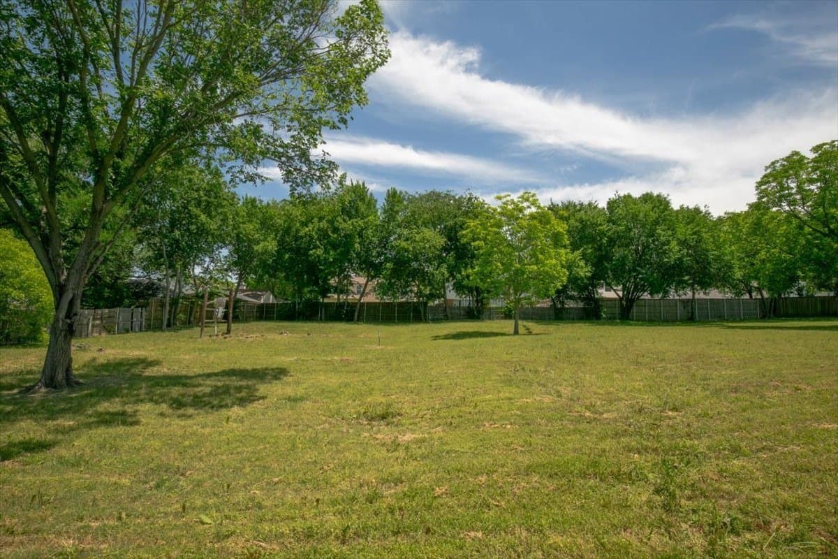 0.75 acres in Tarrant County - photo 8
