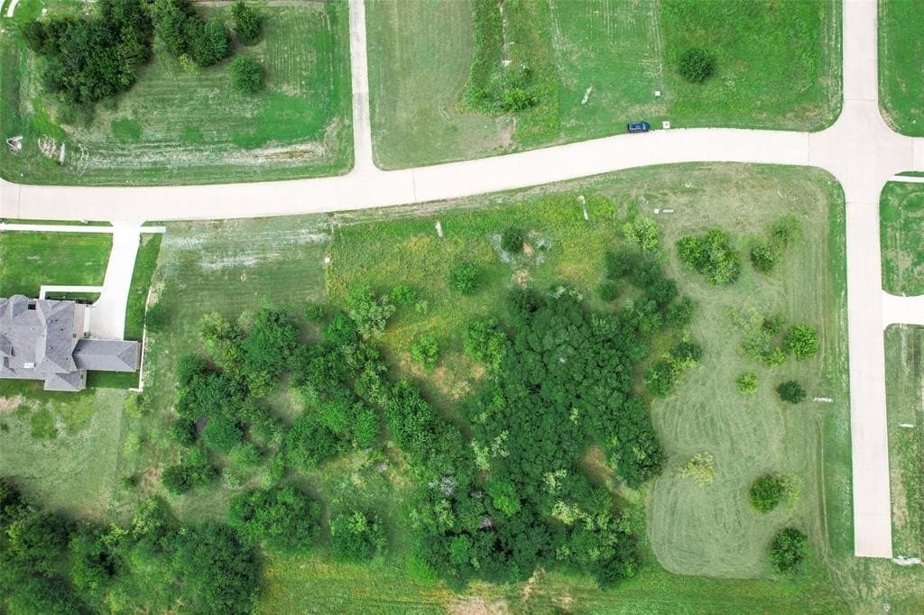 0.6 acres in Dallas County