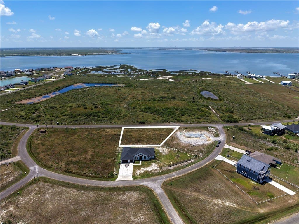 0.5 acres in Aransas County - photo 7
