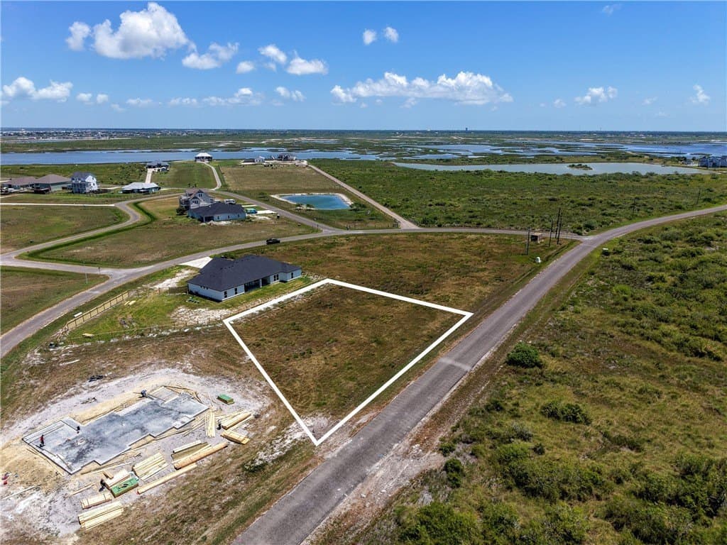0.5 acres in Aransas County - photo 5