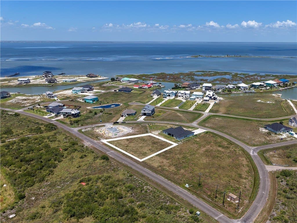 0.5 acres in Aransas County - photo 8