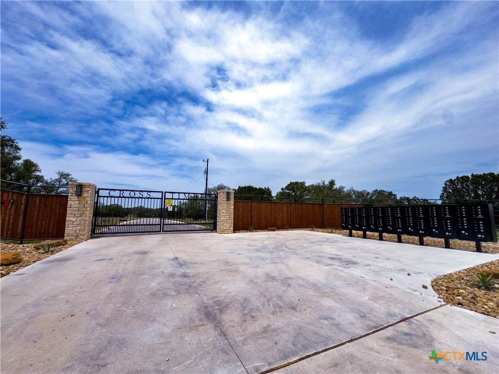 5.3 acres in Burnet County gallery image 2
