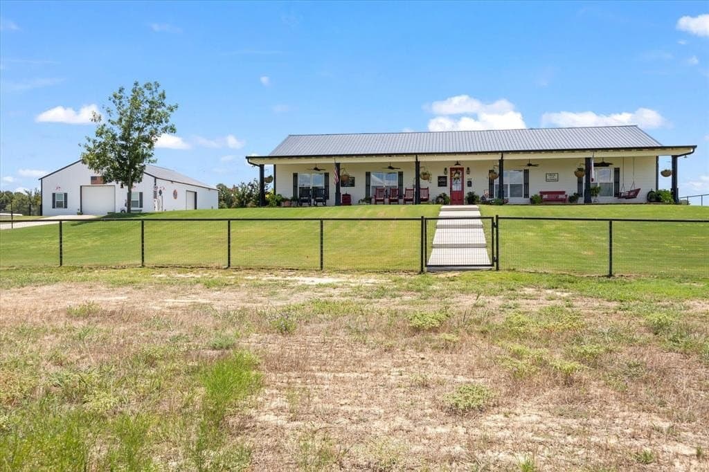 10 acres in Erath County gallery image 2
