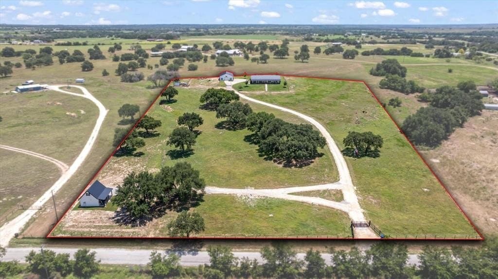 10 acres in Erath County gallery image 3