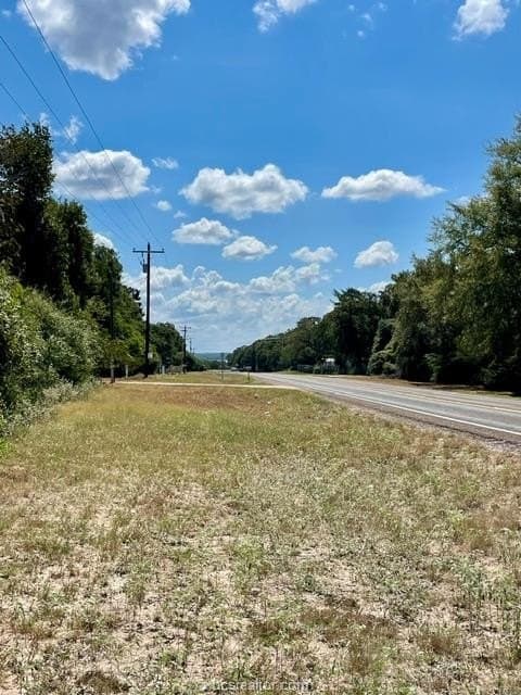 1.04 acres in Burleson County - photo 2