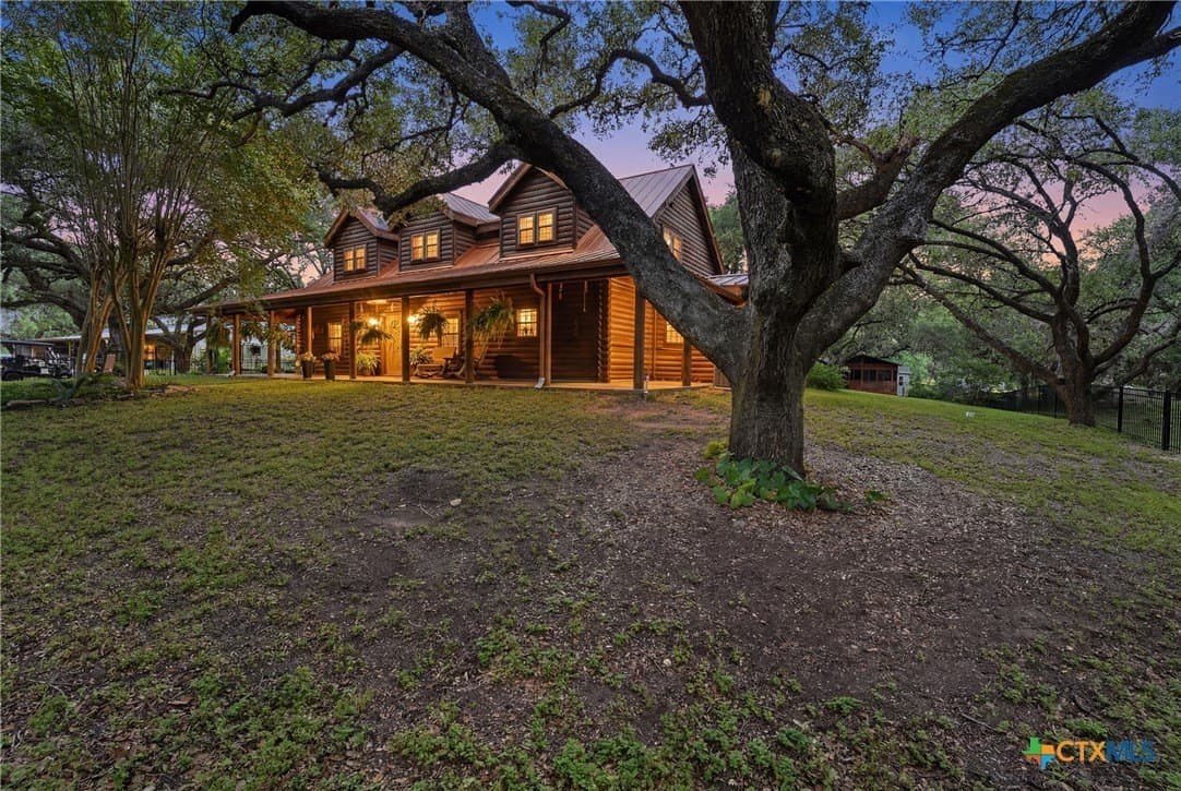 19 acres in DeWitt County