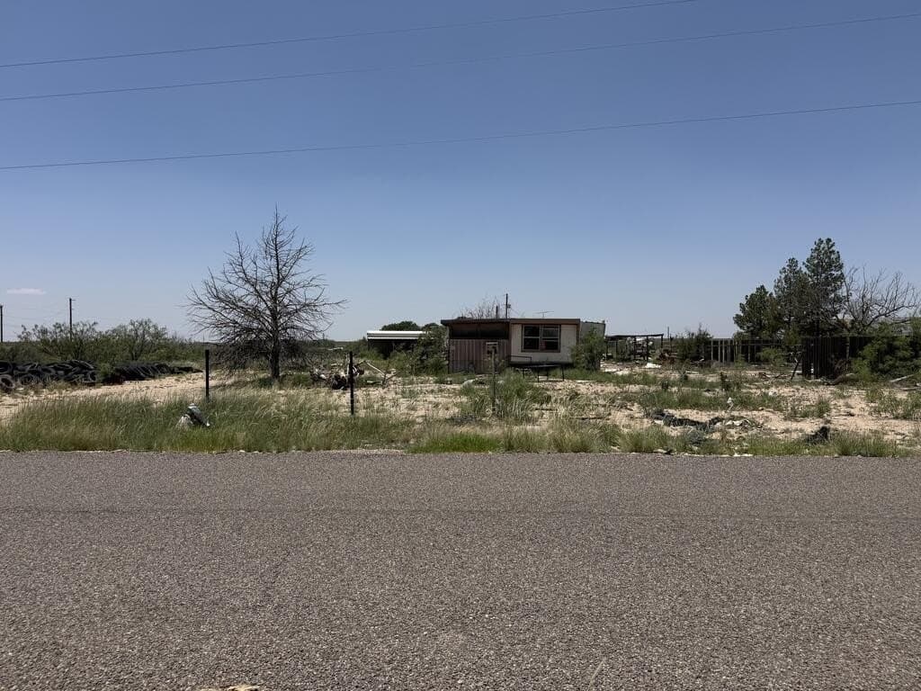 1.02 acres in Childress County - photo 3