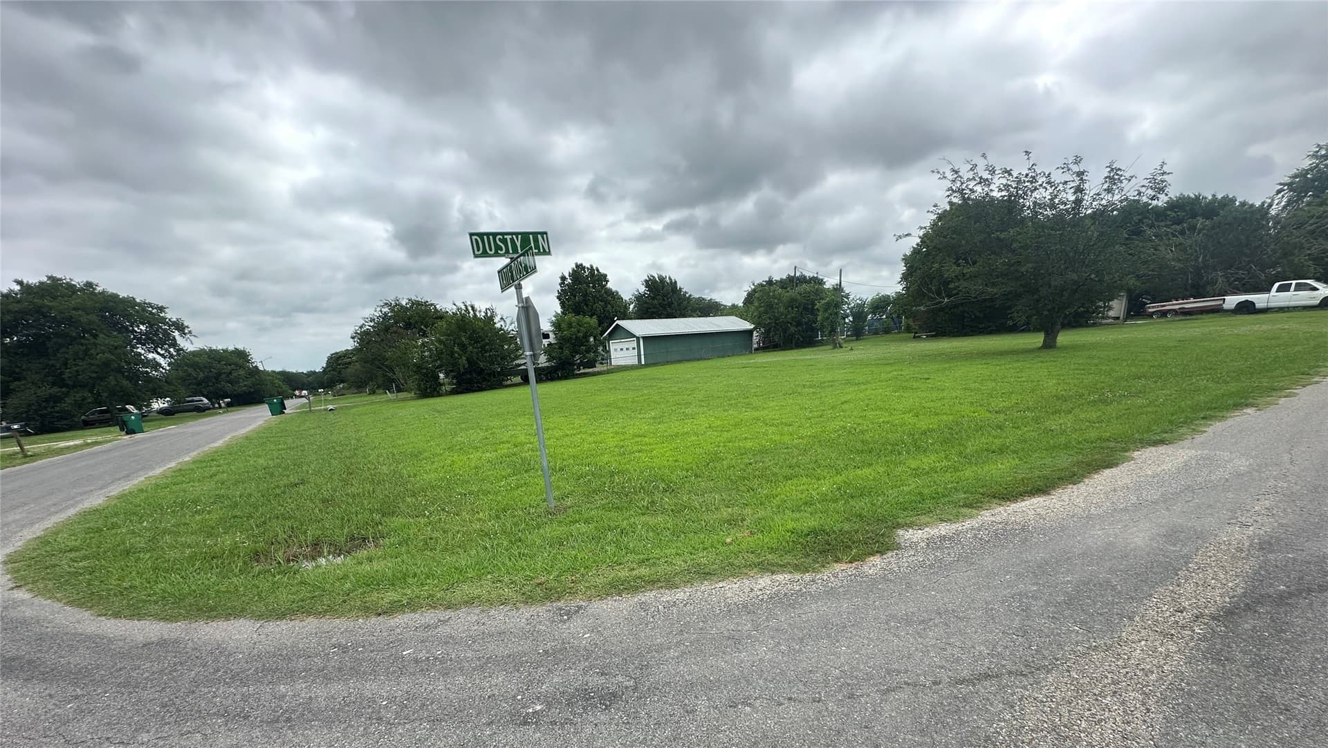 0.53 acres in Grayson County