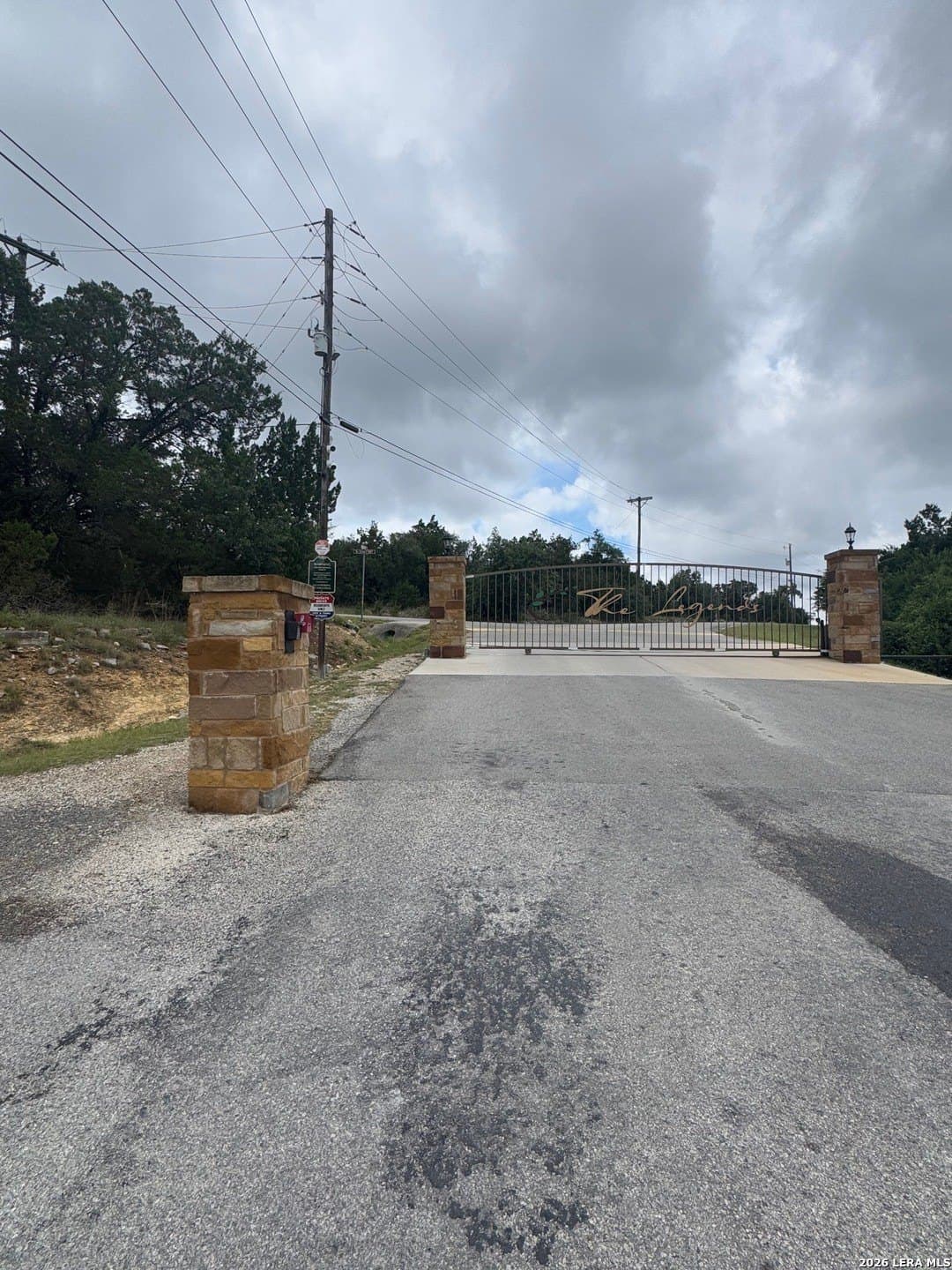 1.03 acres in Comal County gallery image 2