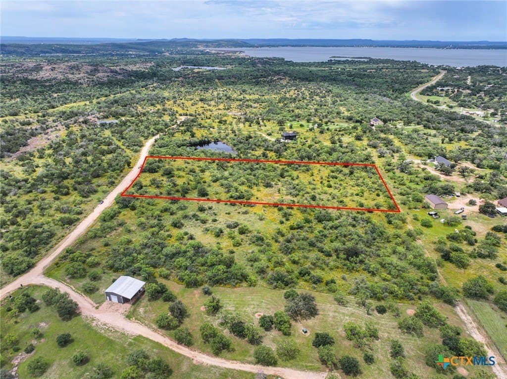 5 acres in Burnet County gallery image 3
