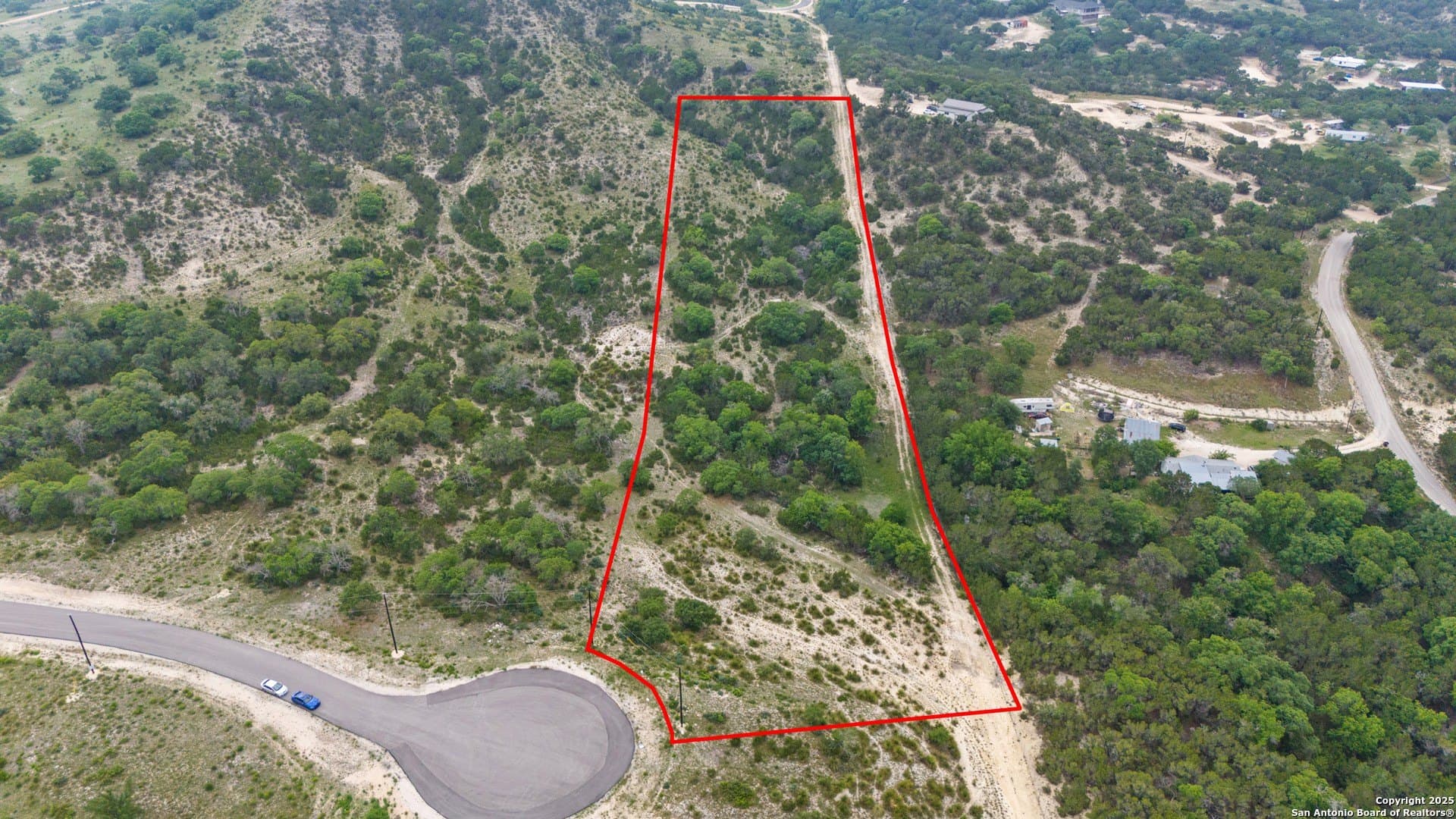 5.06 acres in Bandera County gallery image 2
