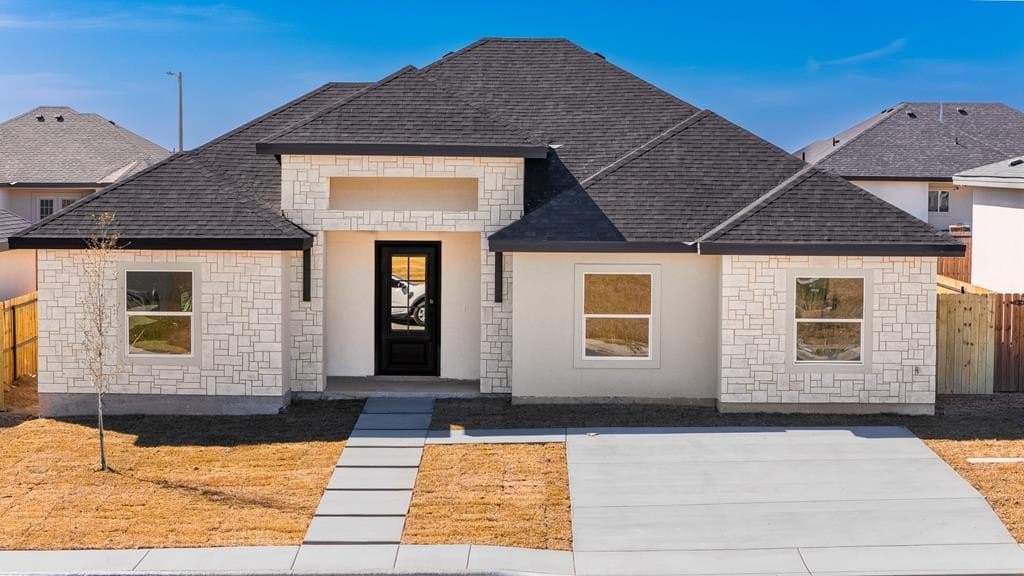 7,500 acres in Maverick County