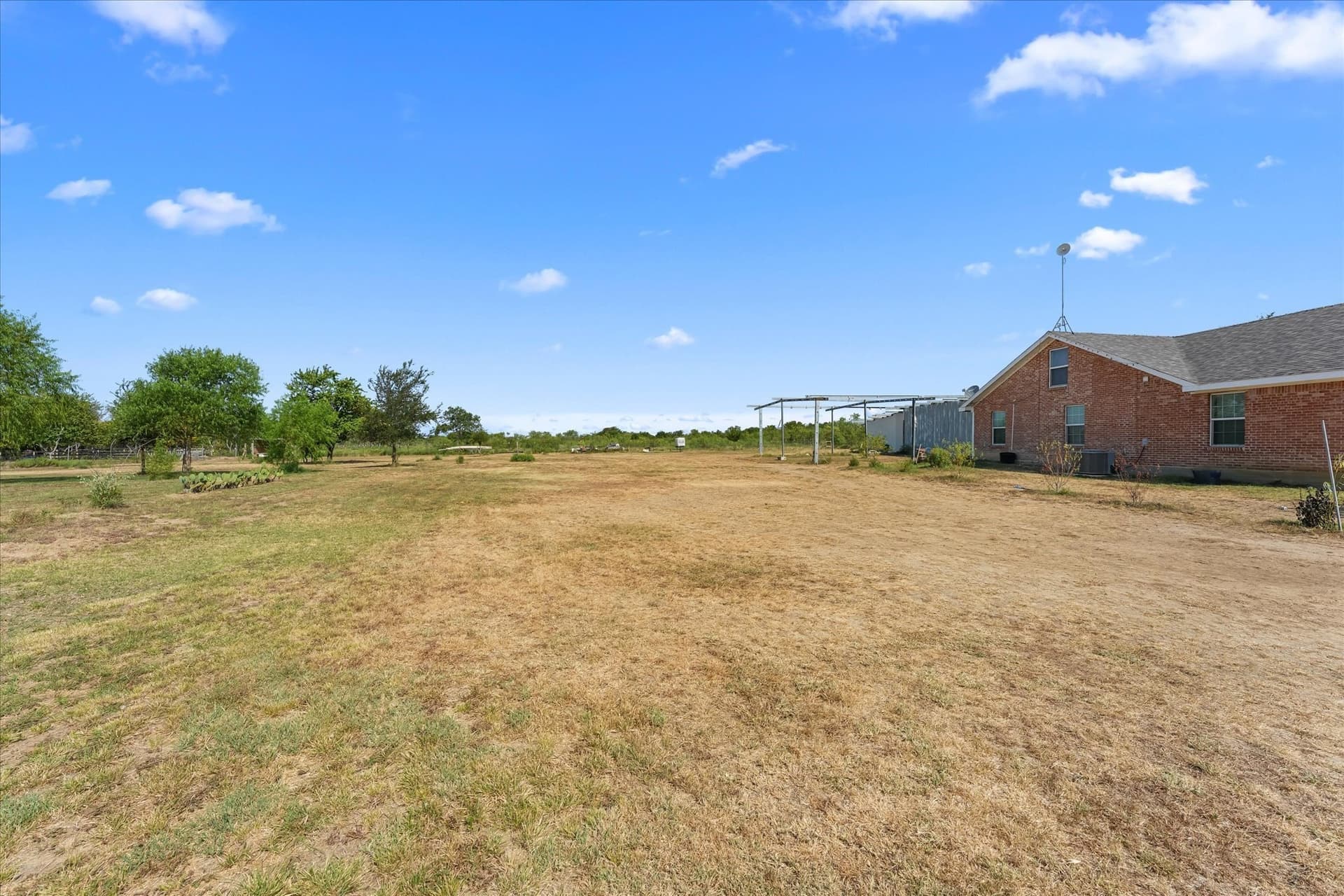 10 acres in Freestone County - photo 24