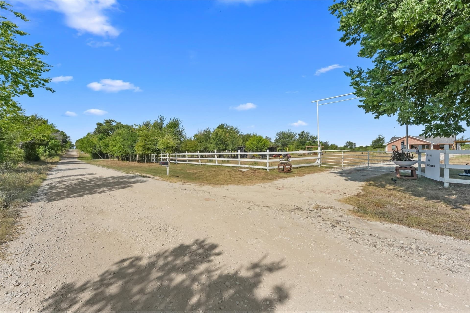 10 acres in Freestone County - photo 25