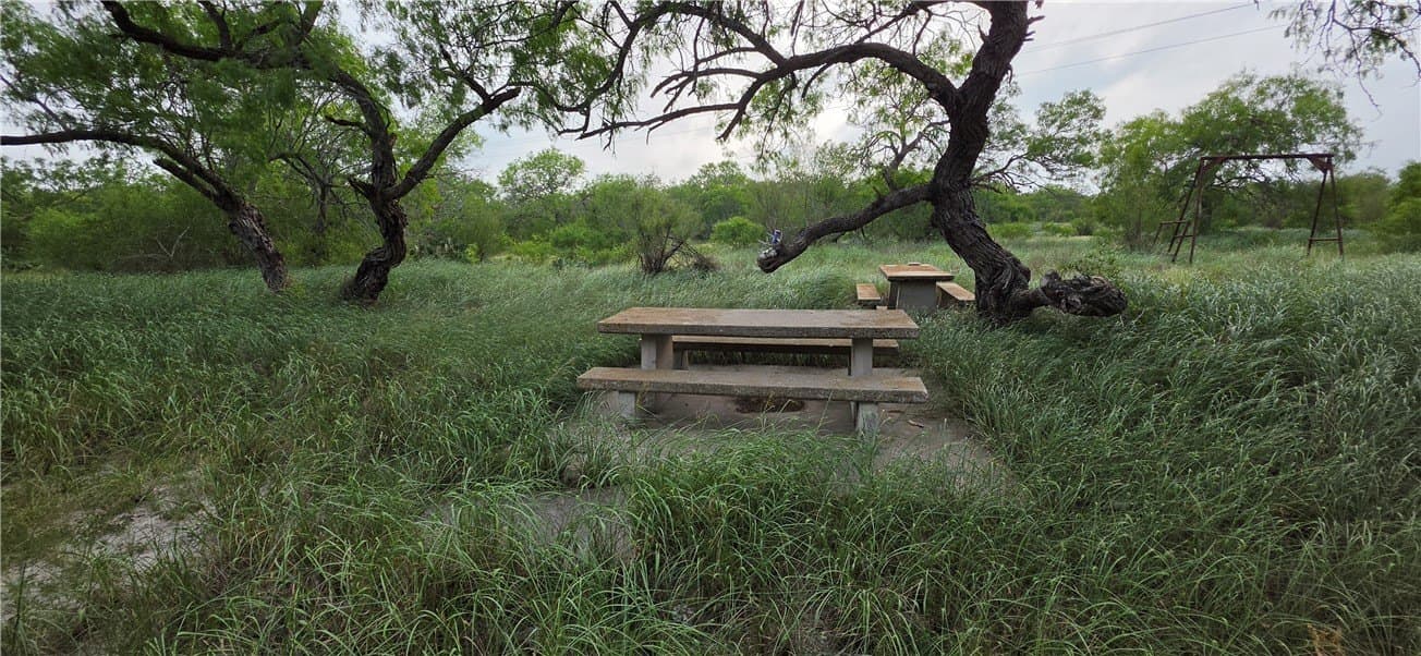 21.04 acres in San Patricio County - photo 26