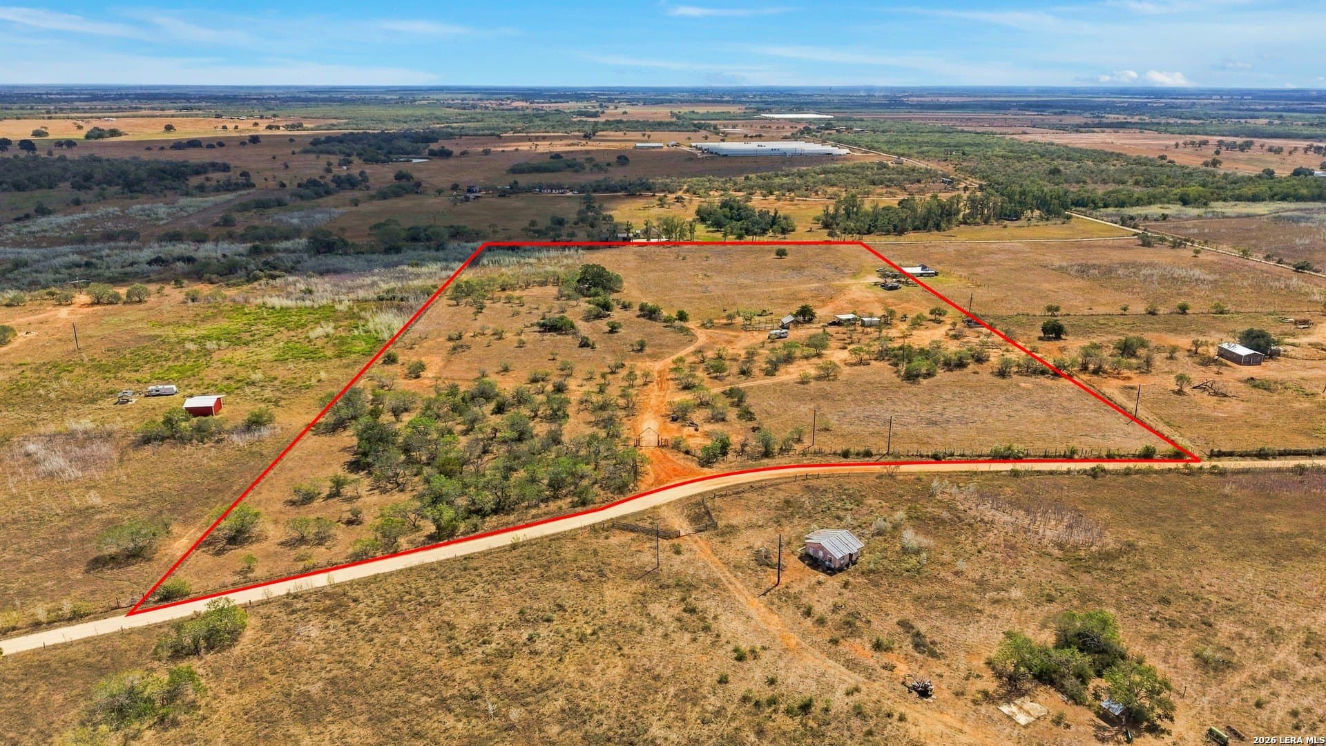 22.81 acres in Gonzales County - photo 9