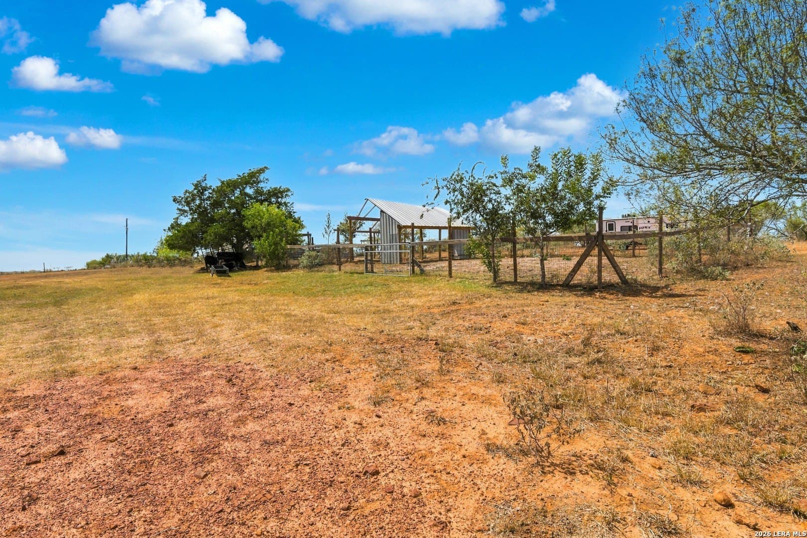 22.81 acres in Gonzales County - photo 7