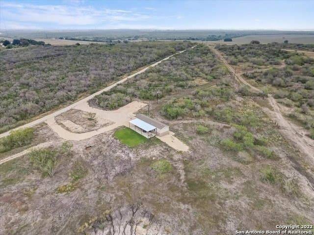 86.71 acres in Karnes County