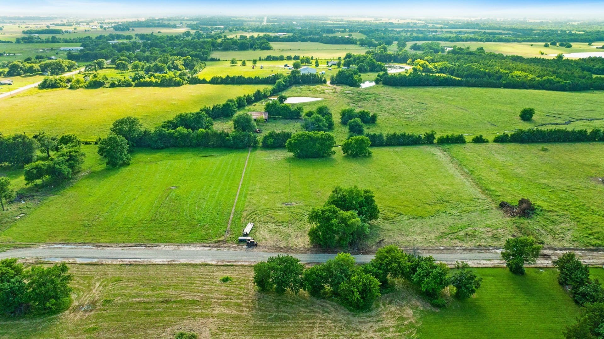 2 acres in Lamar County - photo 2