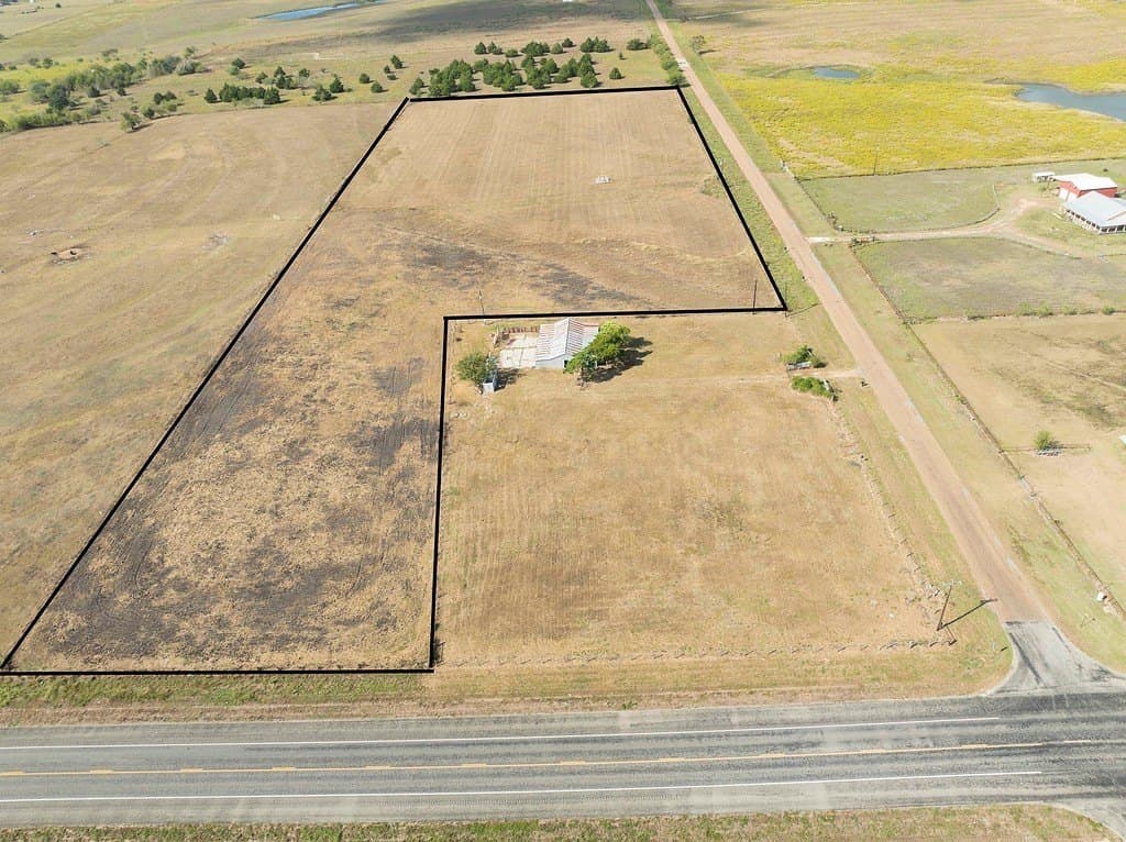 10.17 acres in Fayette County gallery image 2