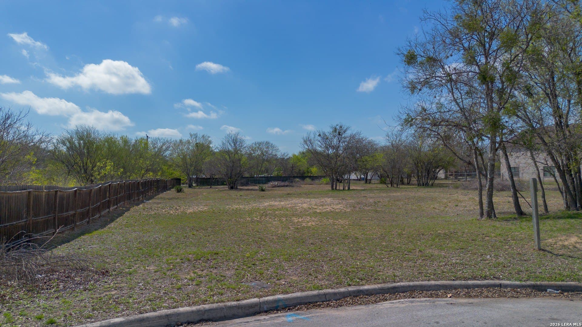 1 acres in Bexar County gallery image 2