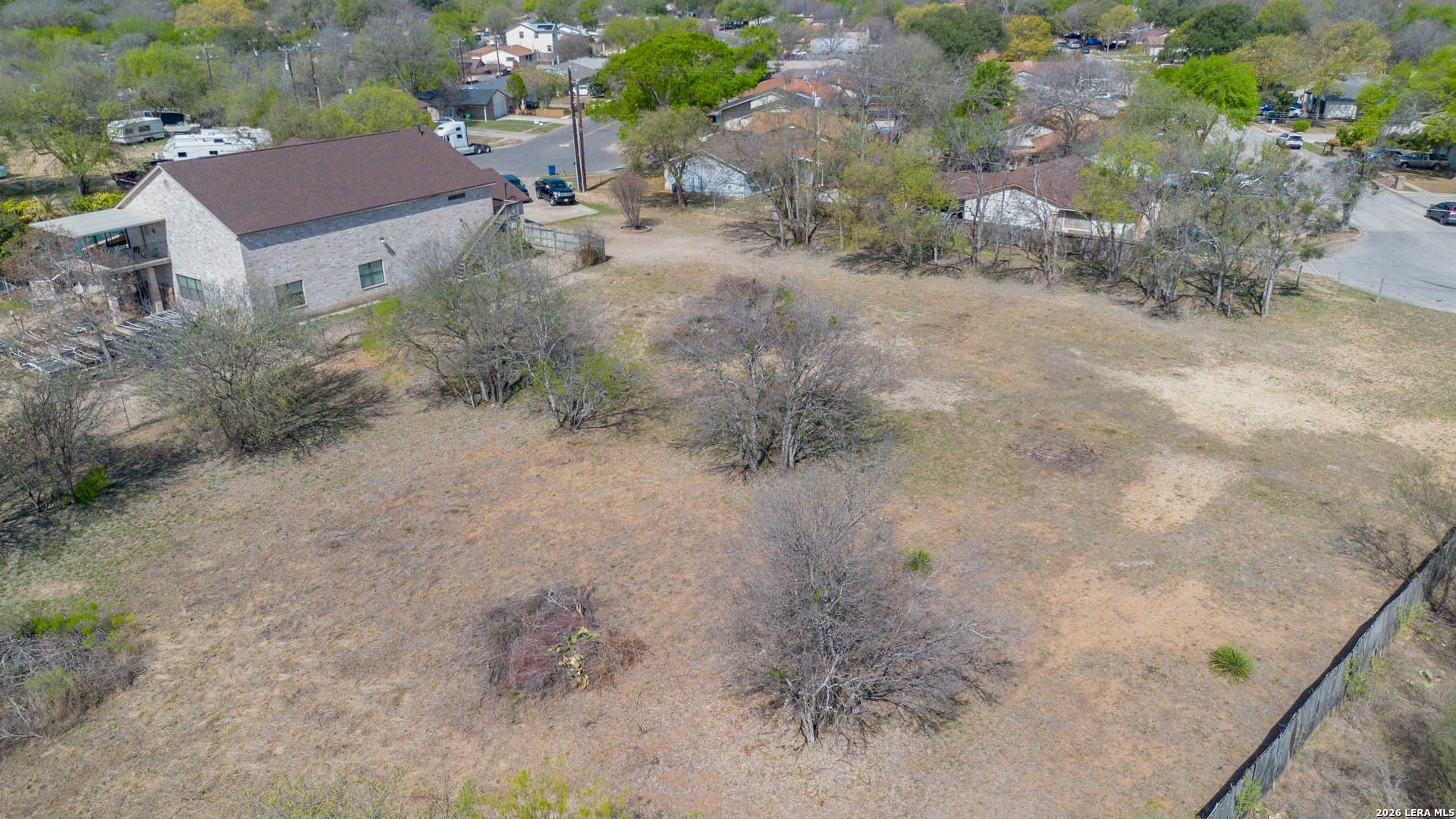 1 acres in Bexar County gallery image 4