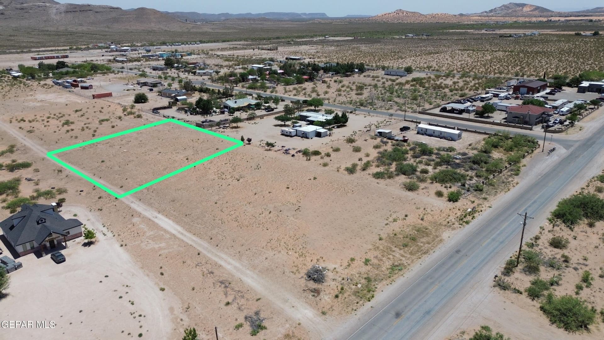 1.02 acres in El Paso County gallery image 2