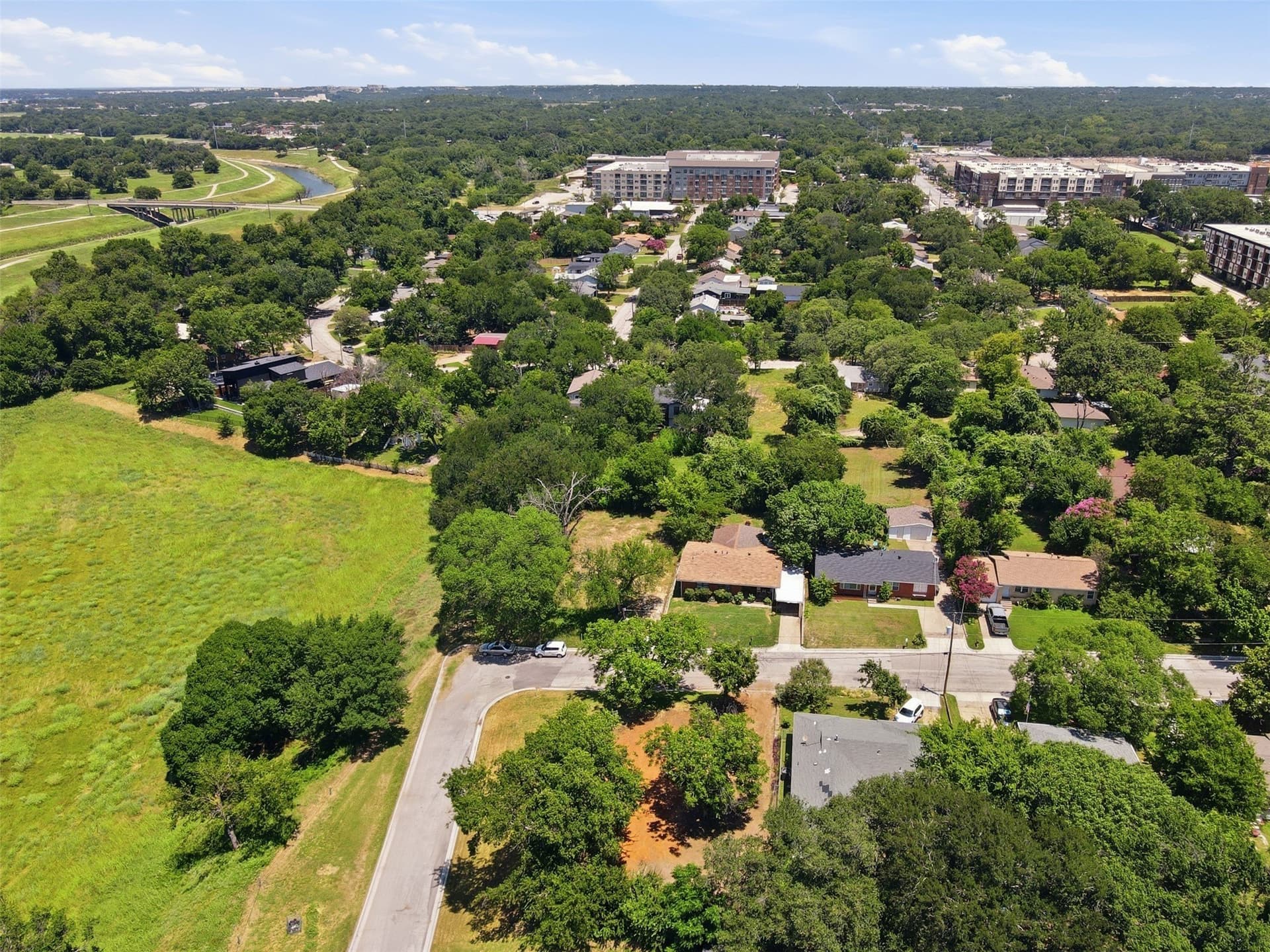 0.2 acres in Tarrant County gallery image 4