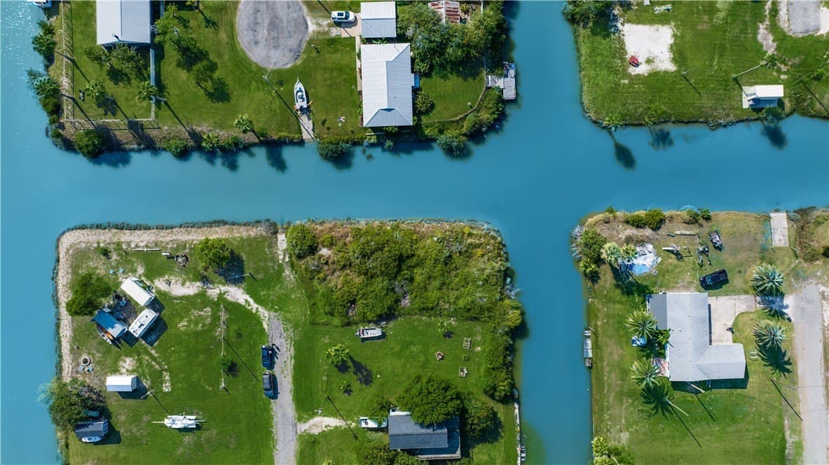 0.18 acres in Aransas County - photo 10